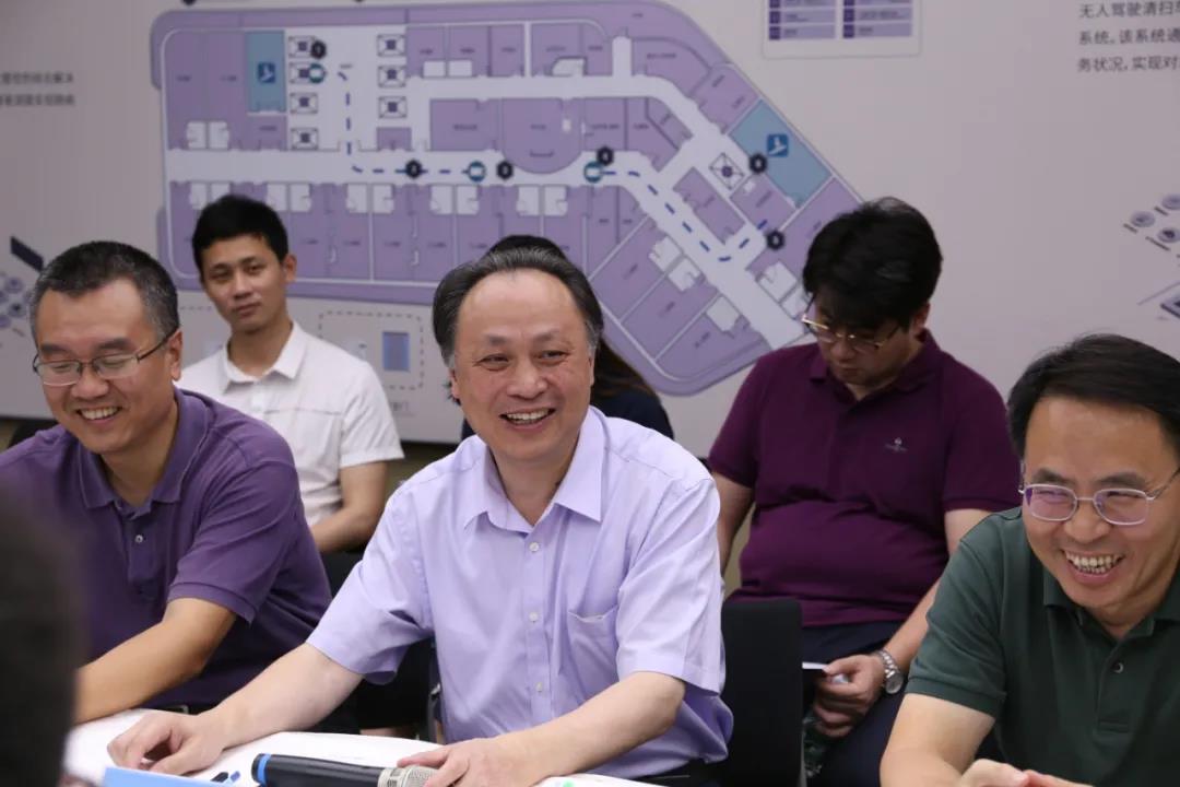 江風(fēng)益院士和賽特智能團隊座談交流 江風(fēng)益院士和賽特智能團隊座談交流