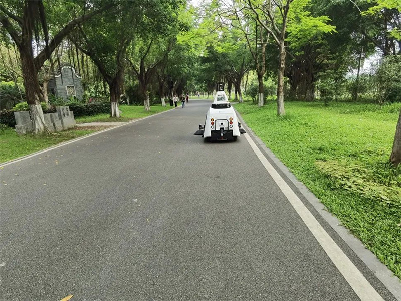無人駕駛清掃車