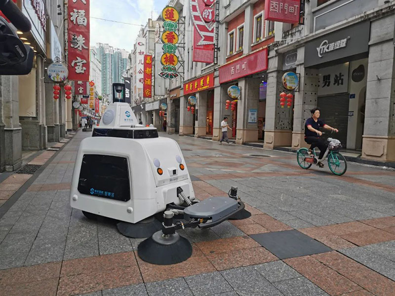 自動(dòng)清掃車